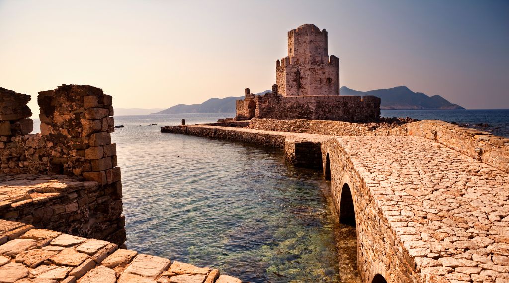 autumn-pylos-rental-studio-centro-rental-apartment